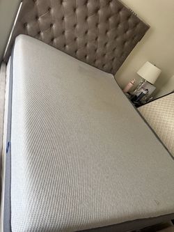 Memory foam Queen Mattress