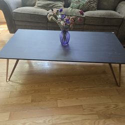 Ultra Modern Center Table EXCELLENT Condition 