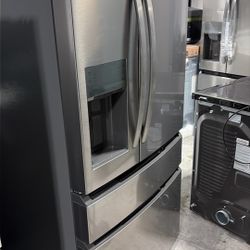 French Door Refrigerator Frigidaire 