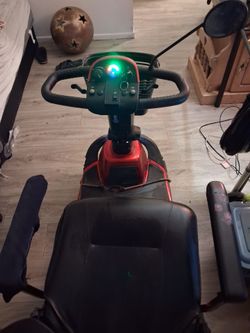 Mobility scooter