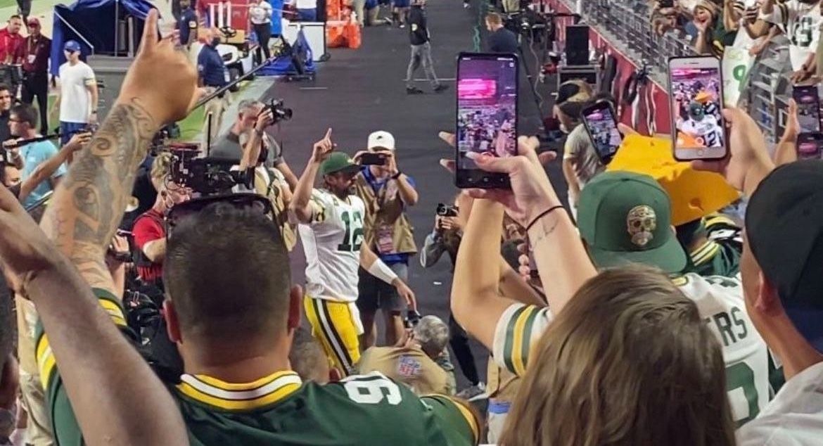 ‼️3rd Row by Packers Tunnel‼️ Field Level Cardinals vs. Packers Tickets + Parking Pass!