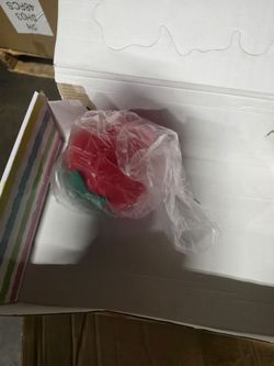 Wholesale Big Strawberries  8 for $55