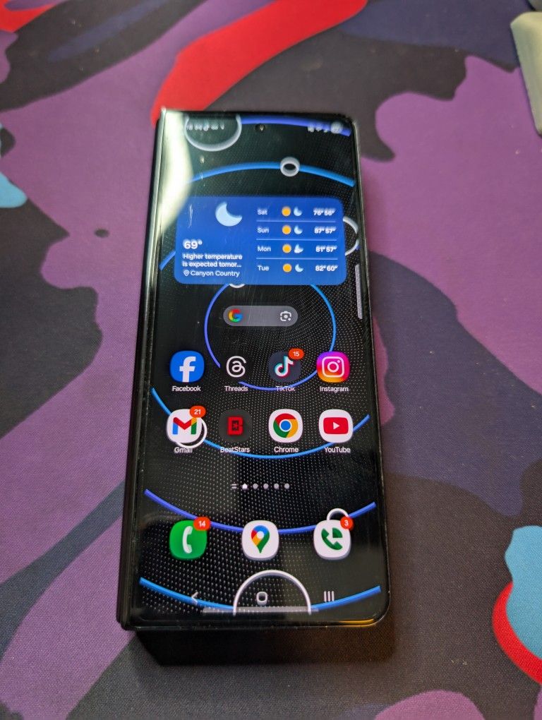 Galaxy Z Fold 4 (512gb)