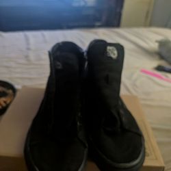 Brand new vans (oof the wall) size 7.5 mens