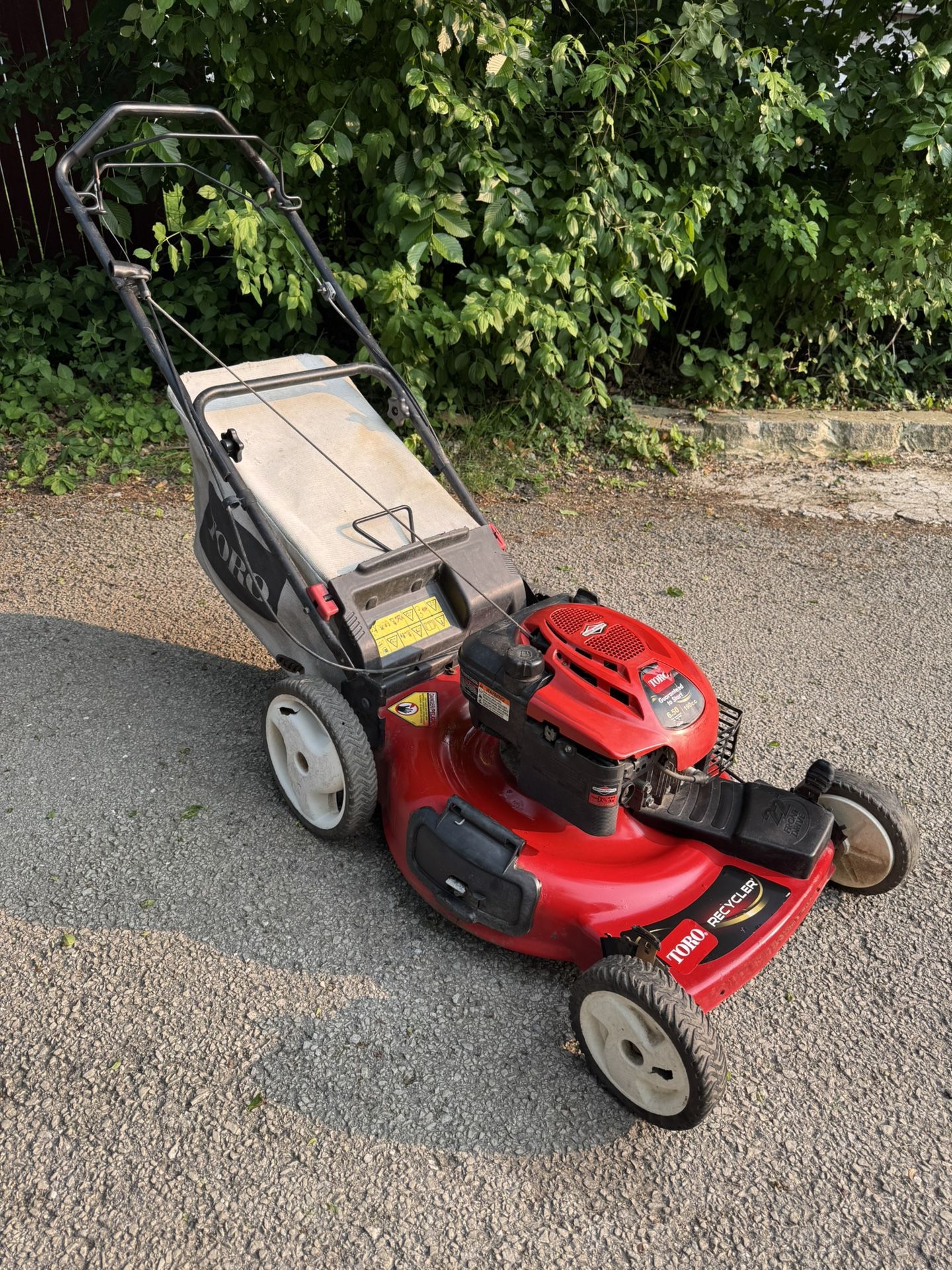 Toro Lawnmower 6.50 Hp 190cc 22” Self Propelled FWD