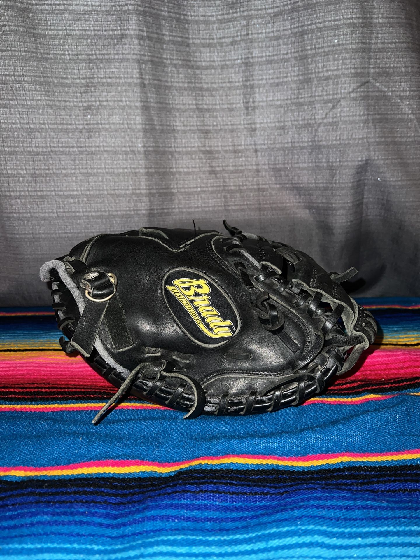 Brady Custom Gloves “The Magnet” 33” Catcher’s Mitt