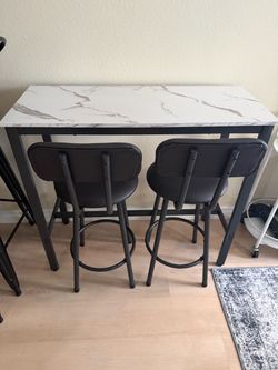 Bar Table