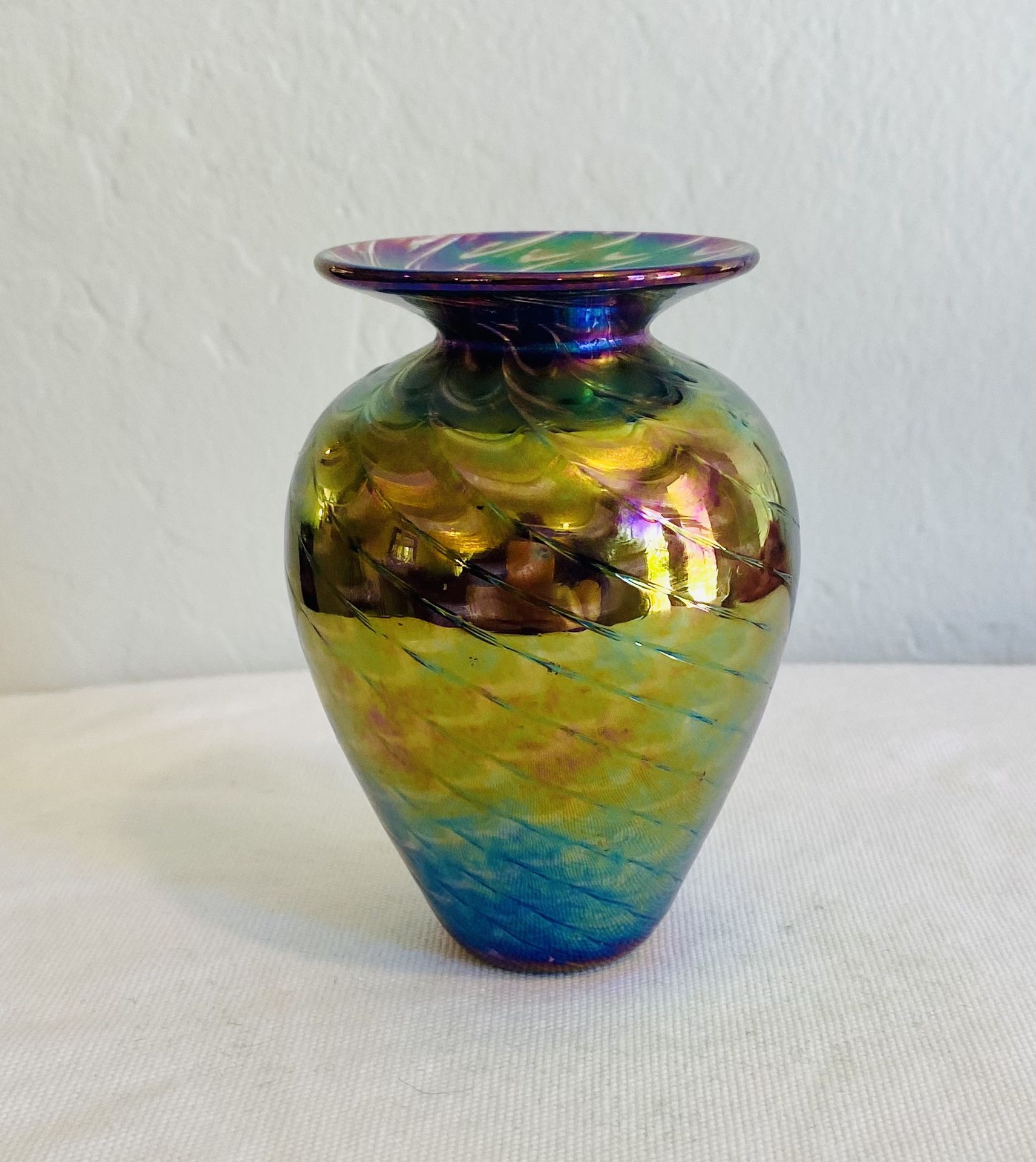 Glass Eye Studio Iridescent Hand Blown Pulled Feather Vase Signed/Dated VINTAGE!