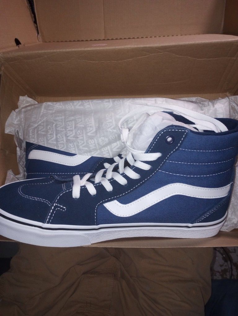 BRAND NEW VANS for Sale in Lakewood, CA - OfferUp