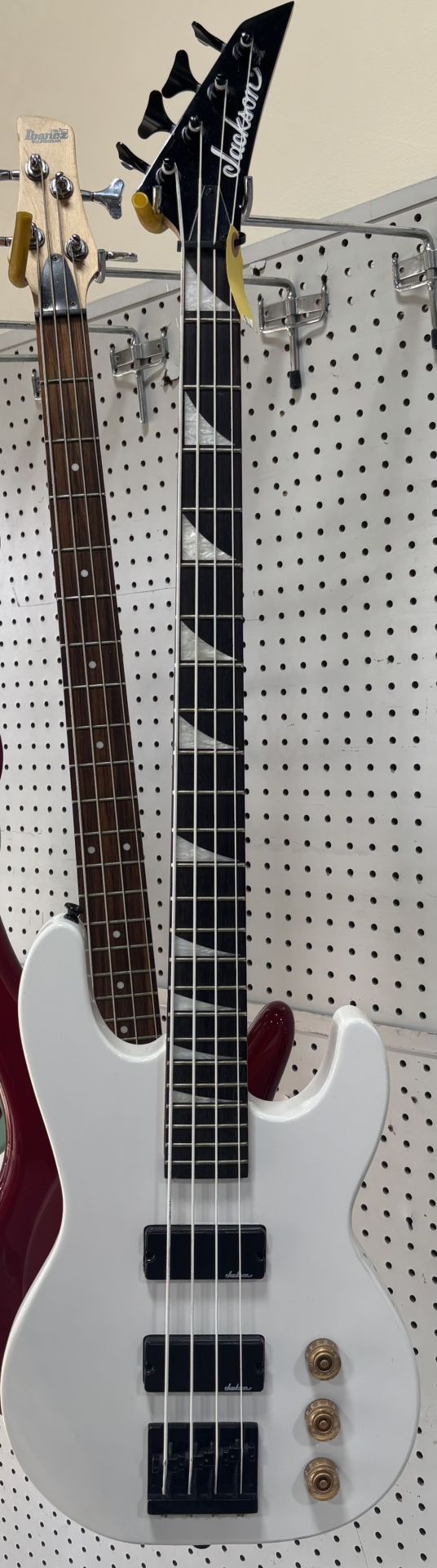 Jackson JS2 Concert Electric Bass (Snow White)