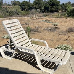 Lounge Chair Adjustable
