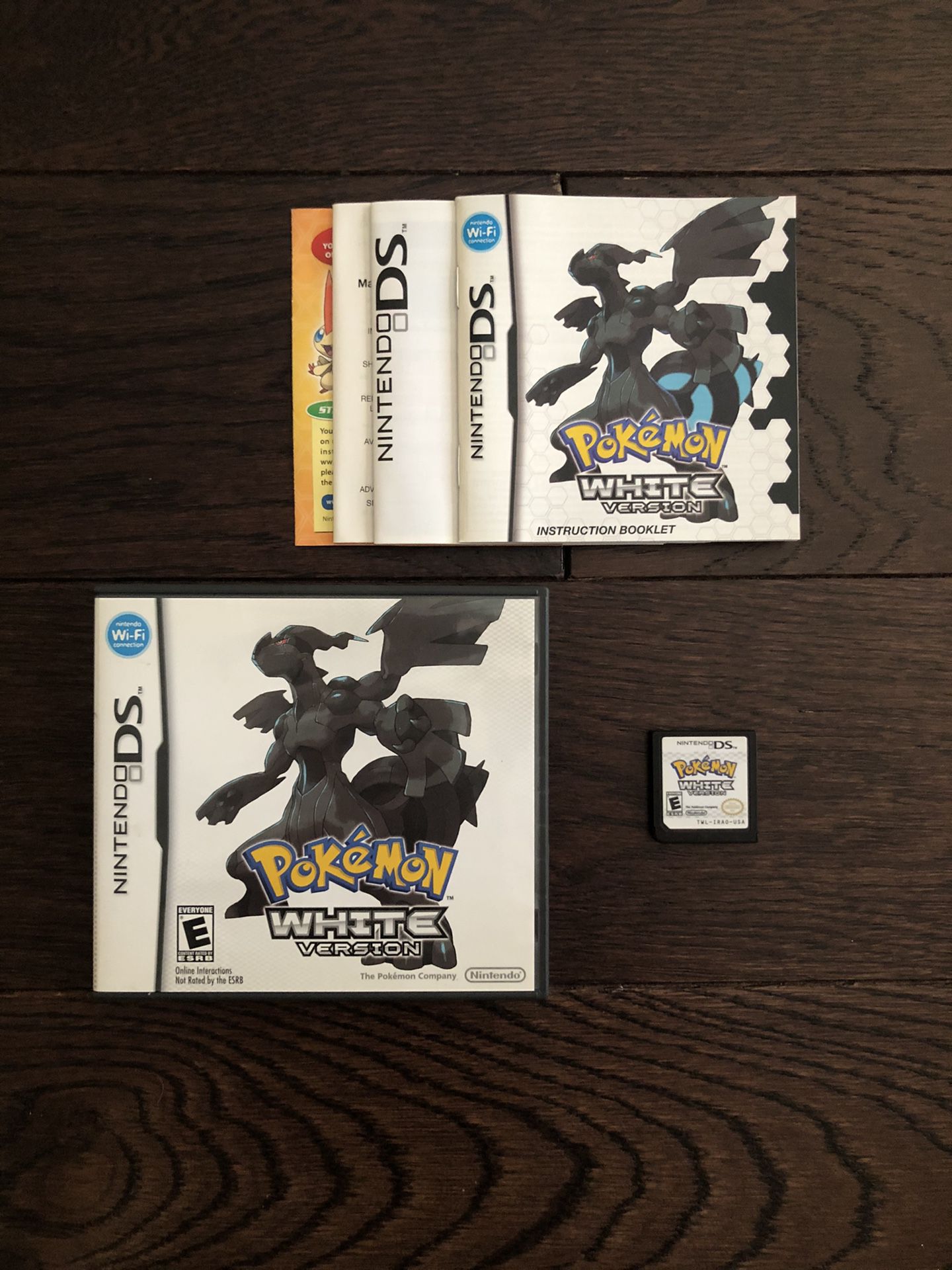 Pokemon White Version Nintendo DS Complete