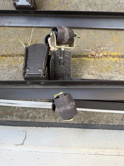 Queen sized metal bed frame with wheels