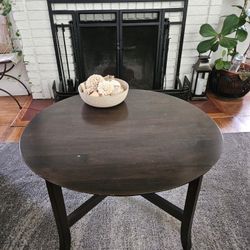 Round Solid Wood Coffee Table