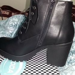 NEW with Tags High quality Brand Women's Boots Size 10 By Soda Brand $45 Pickup at Country Club And Grant 