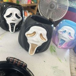 Scream Plant Pot