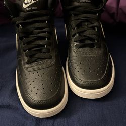 Nike Court Vison
