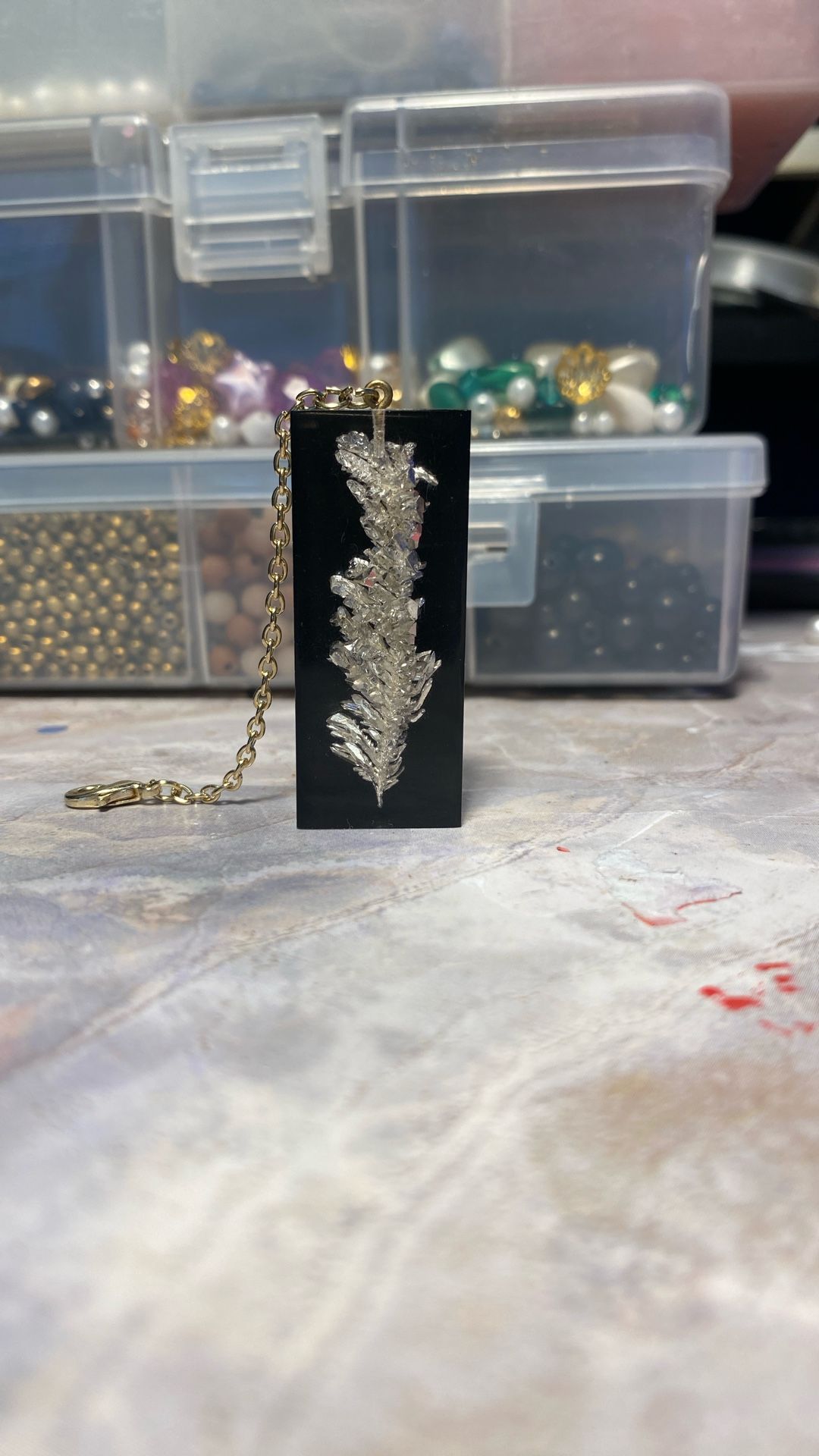 Gold And Silver Feather Resin Keychain