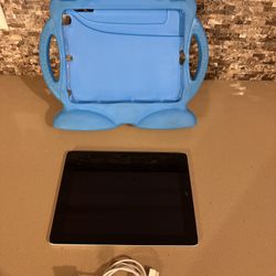 Apple ipad 2nd Gen — MC769LL/A 32GB (Wi-Fi)