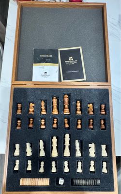 Manopoulos Handcrafted Chess & Backgammon Set