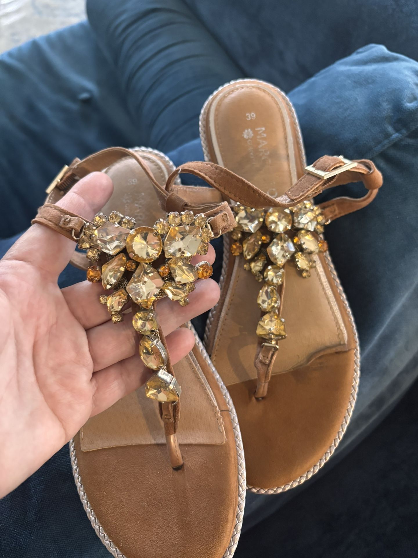 Marco Tozzi embellished flat sandals in a brown/tan color with gold Size 39 Eu/ 9 Us