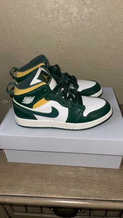 Air Jordan Oakland A’s colors