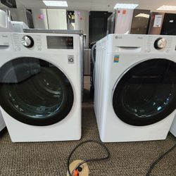 LG 24" WASHER/DRYER SET 1380! STACKABLE! 1 YEAR WARRANTY INCLUDED!