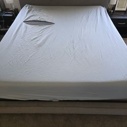 Simply Vera Vera Wang 800 Thread Count Egyptian Cotton Cal King Fitted Sheet