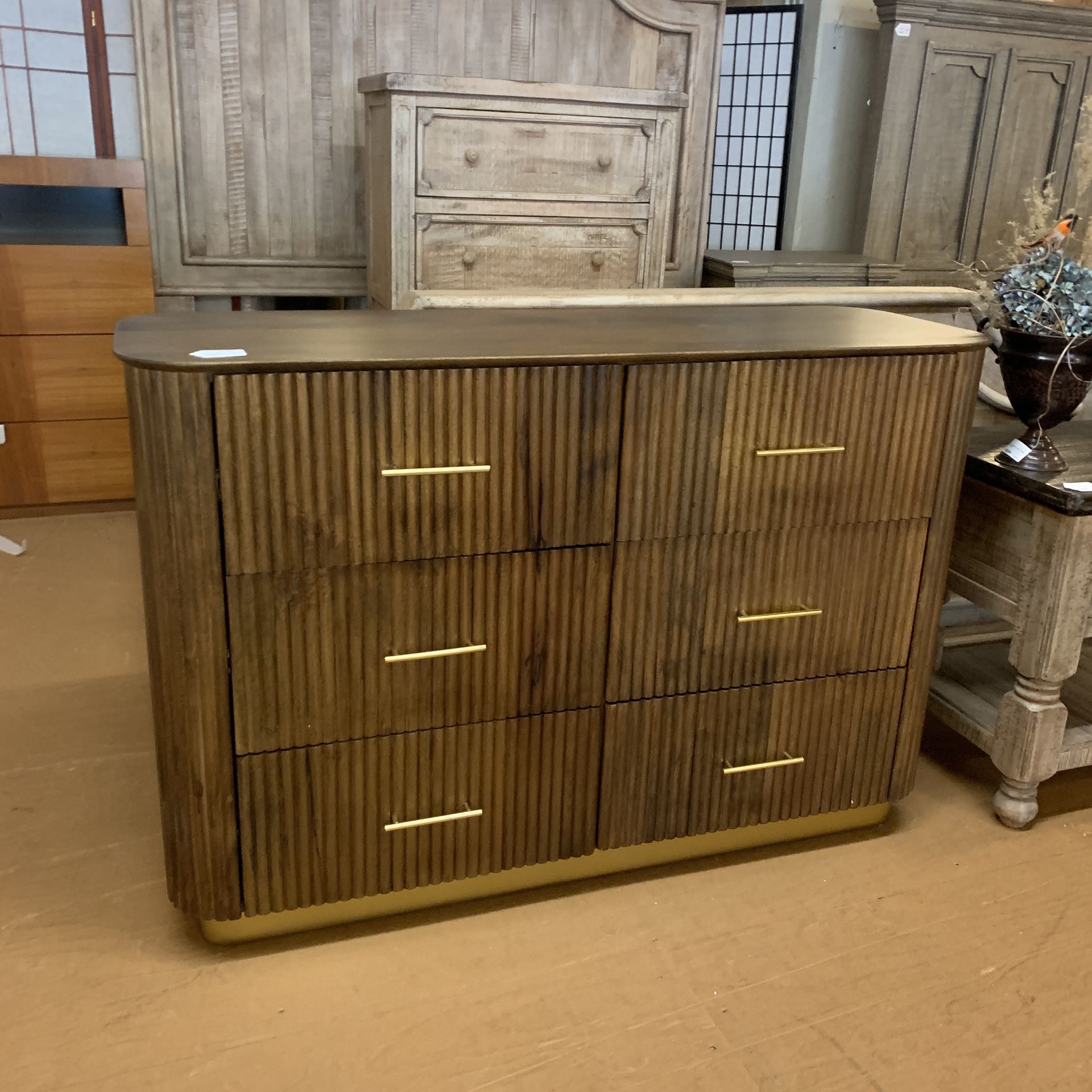 Carmann Dresser
