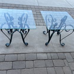 Set of 2 glass coffee tables