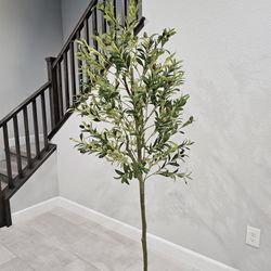 Faux Olive Tree (7ft)