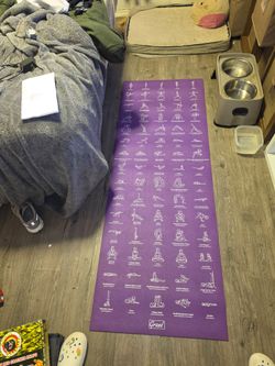 Grand Basics Purple Yoga Mat with Pose Guide