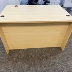 Office Desks 