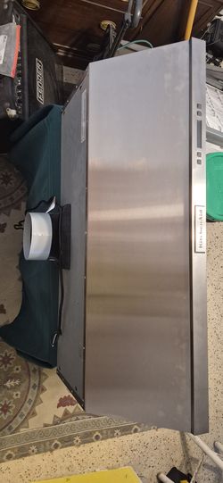 Kitchen Aid 36” Range Stove Hood Stainless Steel under cabinet