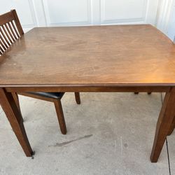 Small Wood table 4 Chairs