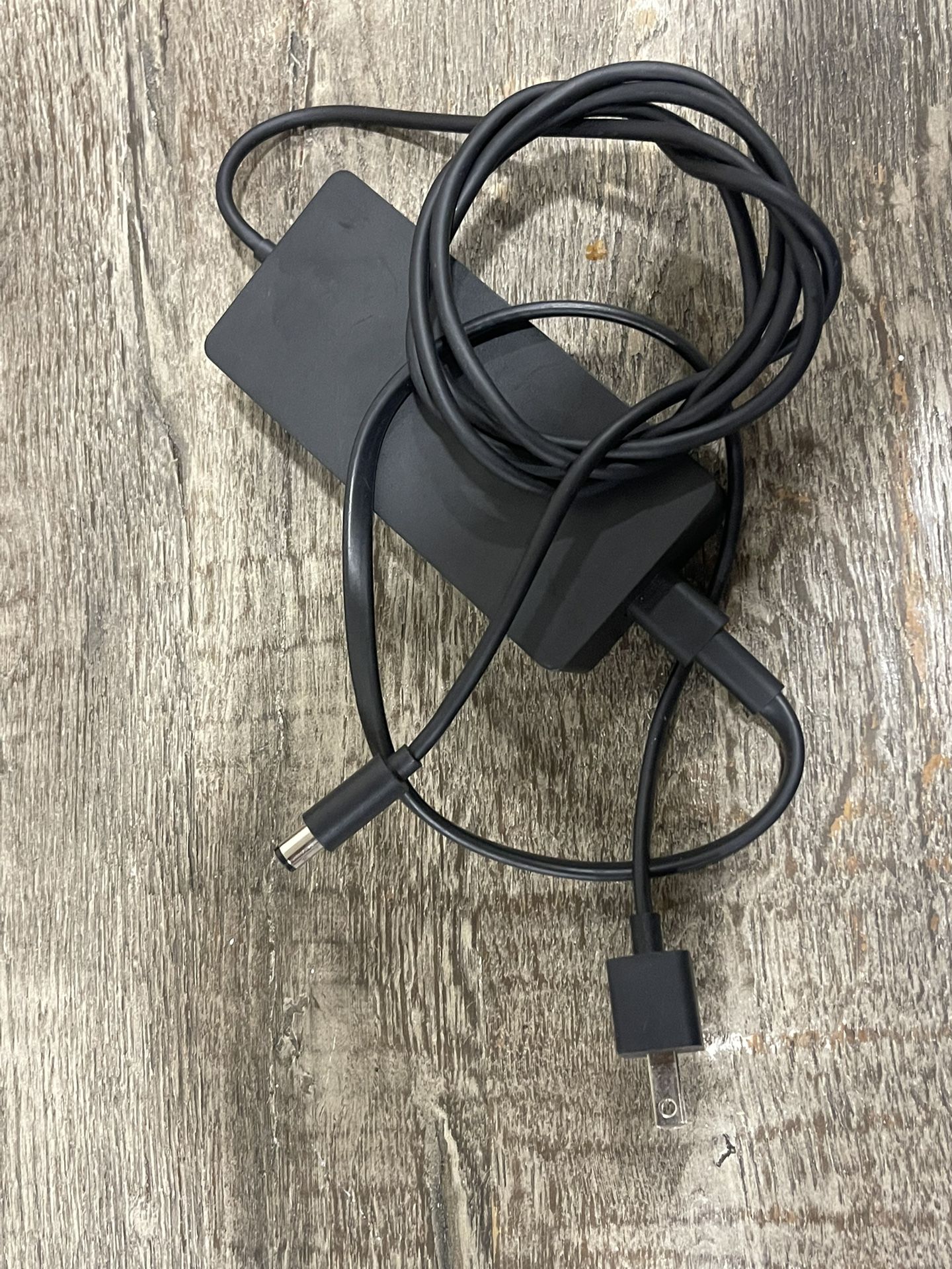 Surface Dock Charger