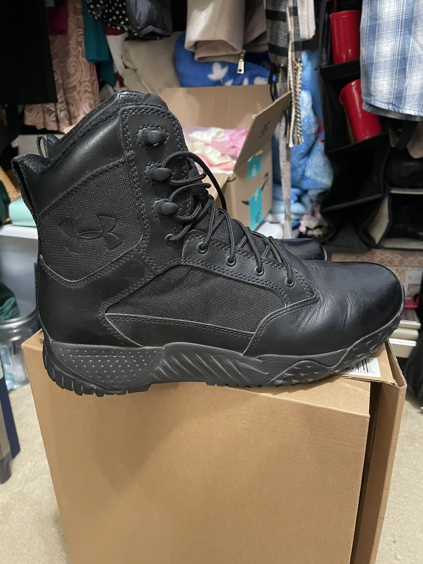 TACTICAL BOOTS