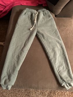 Sherpa-lined joggers M