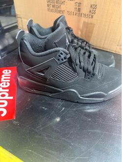 Jordan 4 black cats size 7Y