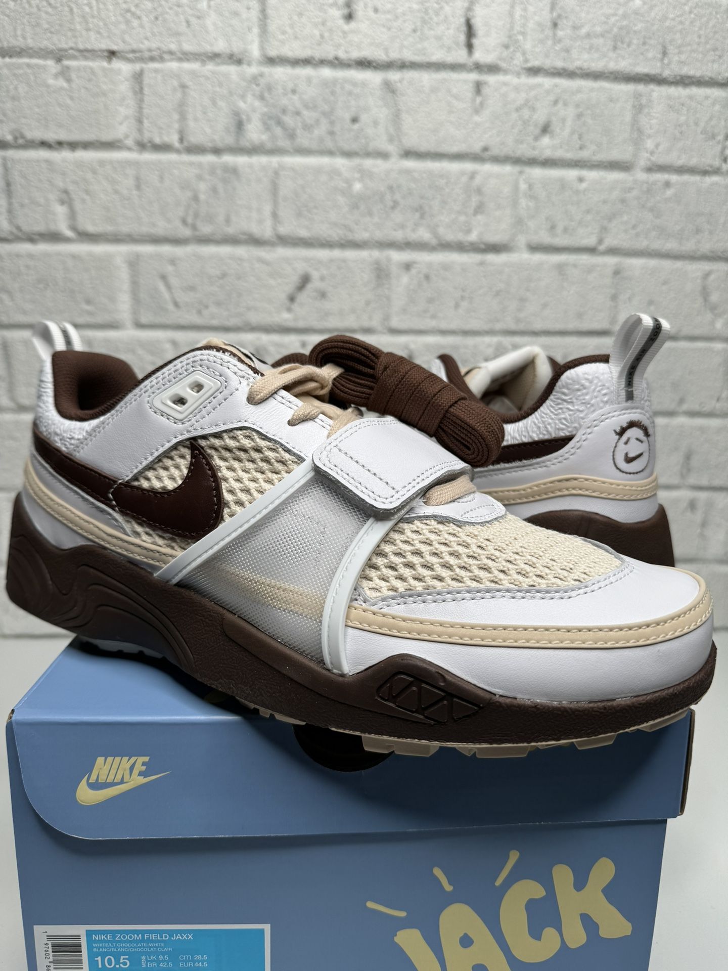Nike Zoom Field Jaxx Light Chocolate Size 10.5