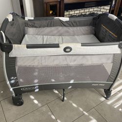 Graco Play Pen