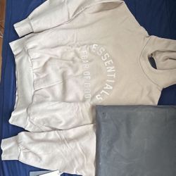 ESSENTIALS HOODIE
