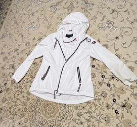Tommy Hilfiger White Hooded Rain Jacket — Women’s Size Small