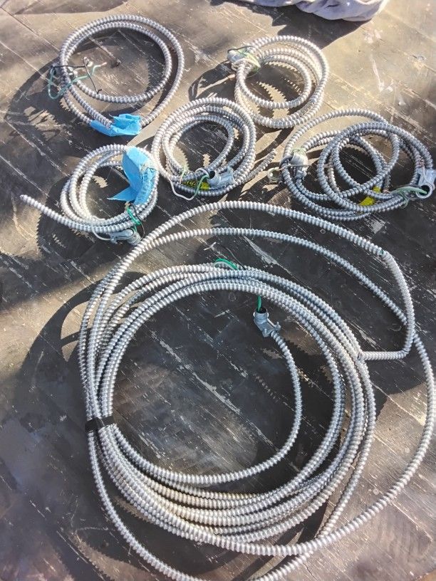 30' mC Cable And 5 Whips