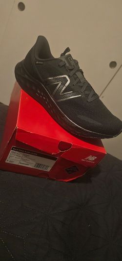 Men New balance shoe