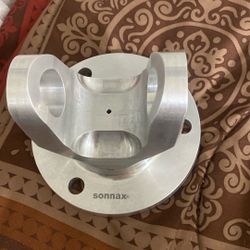 T35-GMFD-01K FLANGE YOKE,3-BOLT ADACTER