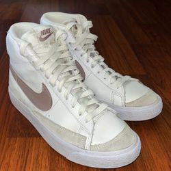 Nike Blazer Mid ‘77 Youth Shoes Size 5Y