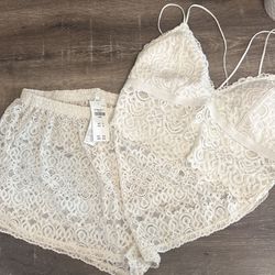 Brand New Hollister (Gilly Hicks) Two Piece Set - L