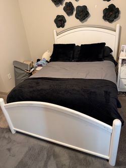 White Wooden Full Size Bed Frame with Storage
