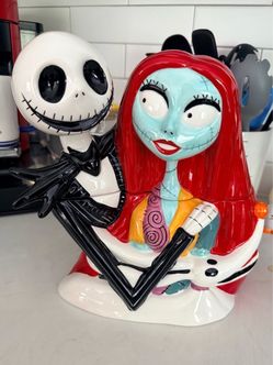 Nightmare Before Christmas Jack & Sally Cookie Jar
